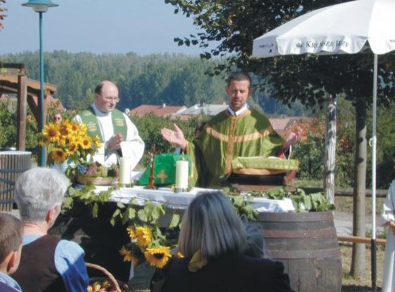 Messe für Kellergassenfest, Foto vom Gasthaus Gusenbauer - Astrid Michaela Wagensonner
